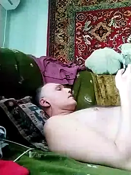 Snapshot of Pineapple04 chatting on February 2025 01:29:01 PM Pineapple04 online show from February 2025 01:29:01 PM