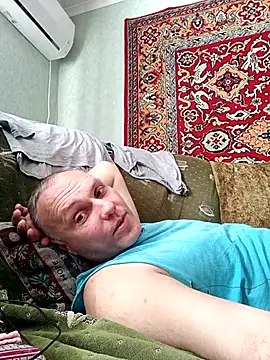 Snapshot of Pineapple04 chatting on September 2025 08:09:02 AM Pineapple04 online show from September 2025 08:09:02 AM