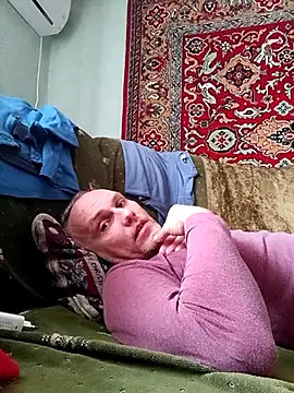 Snapshot of Pineapple04 chatting on October 2025 05:21:02 AM Pineapple04 online show from October 2025 05:21:02 AM