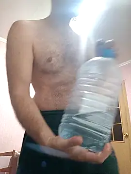 Snapshot of Pineapple04 chatting on October 2025 02:14:02 AM Pineapple04 online show from October 2025 02:14:02 AM