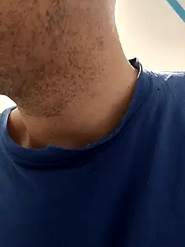 Pineapple04 online show from April 2026 05:33:02 AM