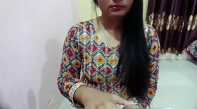 Snapshot of LovelyRose69 chatting on January 2025 01:01:01 PM LovelyRose69 online show from January 2025 01:01:01 PM