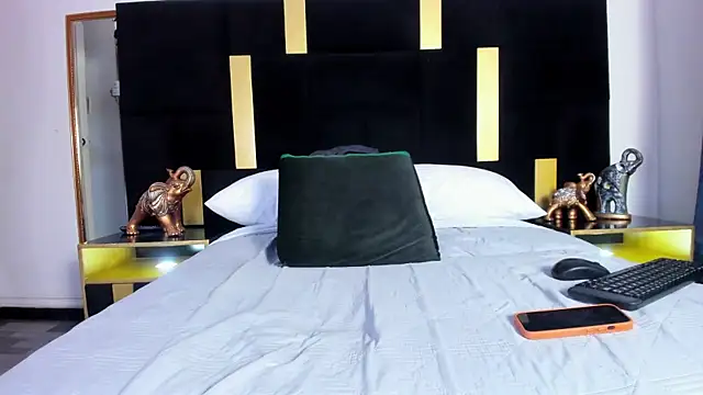 Ethan  Walker online show from March 2025 10:17:02 PM