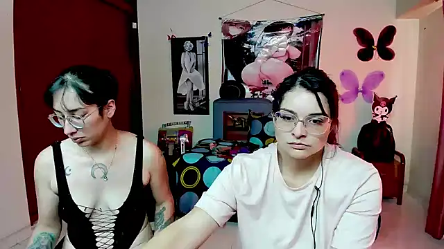 jeyloveebony online show from November 2025 01:21:02 PM