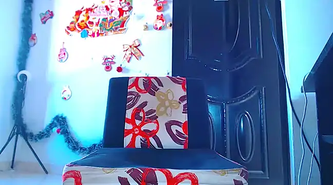 Snapshot of ADAM_HOT chatting on December 2024 08:44:01 PM ADAM HOT online show from December 2024 08:44:01 PM