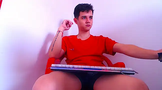 Snapshot of ADAM_HOT chatting on March 2025 05:01:01 PM ADAM HOT online show from March 2025 05:01:01 PM