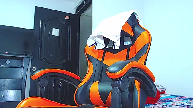 ADAM HOT online show from February 2026 11:41:01 PM