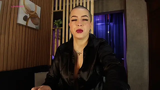 Camila Chainn online show from March 2026 06:17:01 AM