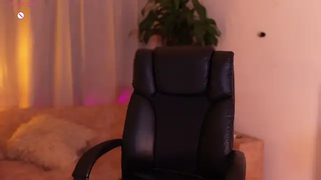 Snapshot of sammy_laszlow chatting on October 2025 03:49:02 AM sammy laszlow online show from October 2025 03:49:02 AM