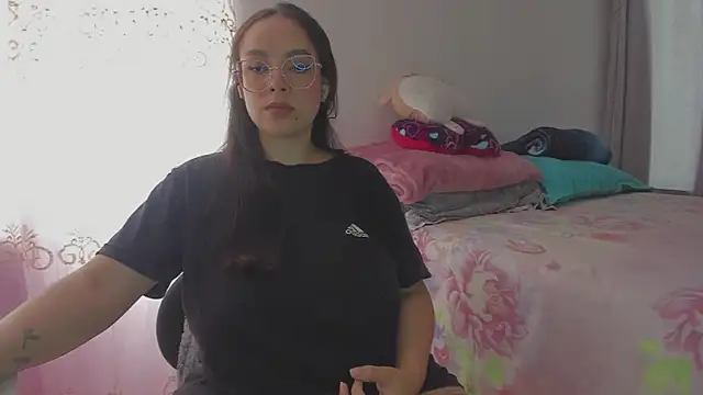 HARLEYNAPIER online show from March 2026 08:57:02 PM