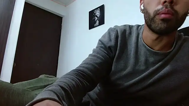 Hendry  online show from January 2025 01:58:02 AM