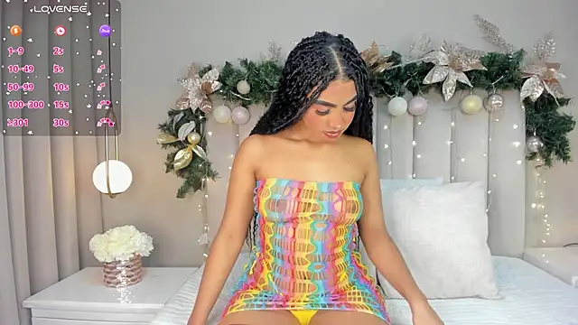 Snapshot of atenea_roberts chatting on December 2024 10:34:01 PM atenea roberts online show from December 2024 10:34:01 PM