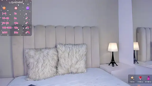 Snapshot of atenea_roberts chatting on September 2025 05:13:02 PM atenea roberts online show from September 2025 05:13:02 PM
