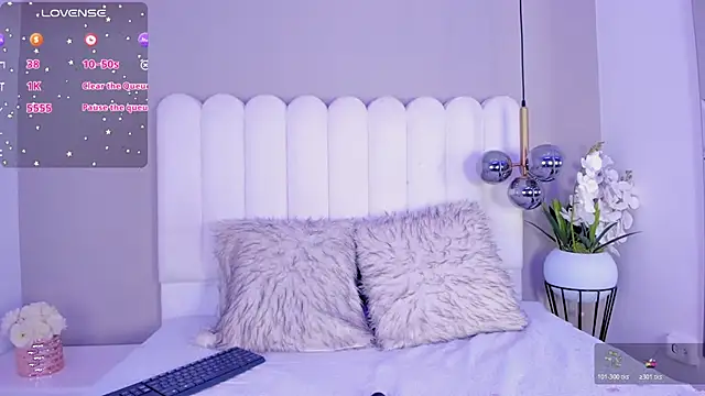 Snapshot of atenea_roberts chatting on October 2025 07:56:02 PM atenea roberts online show from October 2025 07:56:02 PM