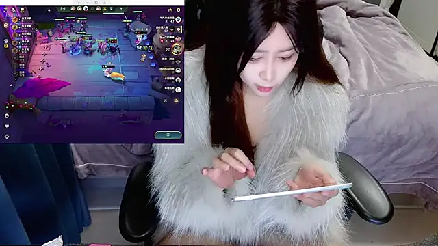 Angelababy001 online show from January 2025 07:50:02 PM