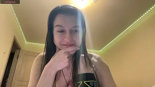 Alice  grace online show from February 2025 07:31:02 PM