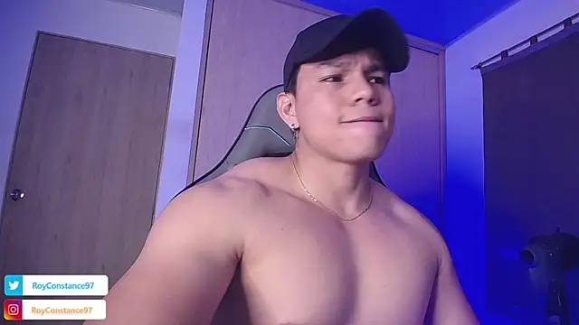 Snapshot of RoyConstance chatting on March 2025 01:30:02 AM RoyConstance online show from March 2025 01:30:02 AM