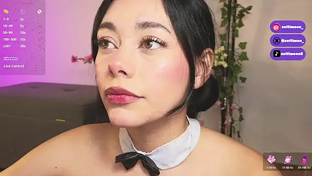 Soffimoon  online show from October 2025 02:32:02 AM