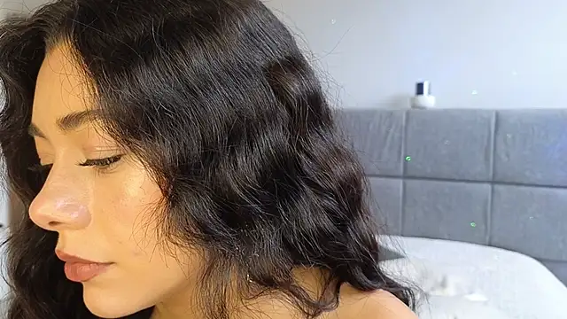 Soffimoon  online show from May 2026 07:55:02 PM
