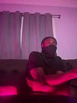 Snapshot of shomeagudtyme chatting on February 2025 09:39:02 AM shomeagudtyme online show from February 2025 09:39:02 AM