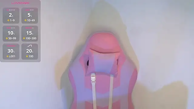 yulissa18 online show from March 2026 05:49:02 PM