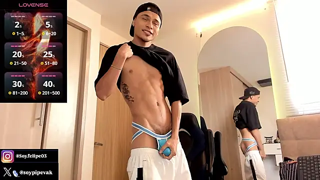 soyander03  online show from February 2026 01:16:01 PM