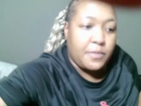 Snapshot of Missmoox24 chatting on November 2025 04:29:01 PM Missmoox24 online show from November 2025 04:29:01 PM