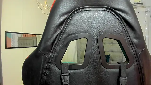 Snapshot of valentina_0_ chatting on February 2025 09:45:01 AM valentina 0 online show from February 2025 09:45:01 AM