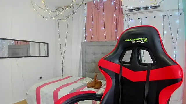 Snapshot of valentina_0_ chatting on March 2025 03:31:01 AM valentina 0 online show from March 2025 03:31:01 AM