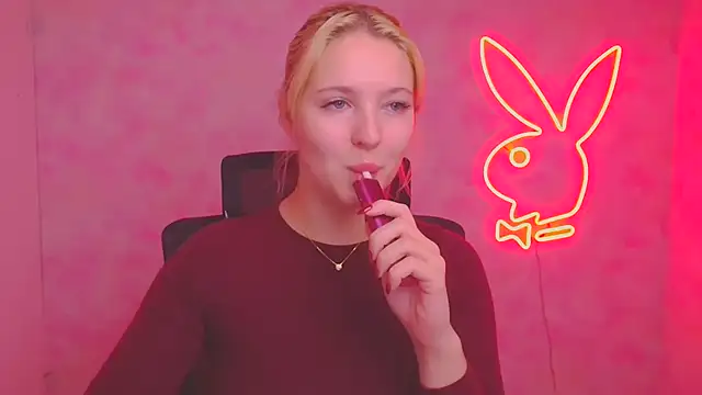 Milka kiss  online show from October 2025 11:44:02 AM