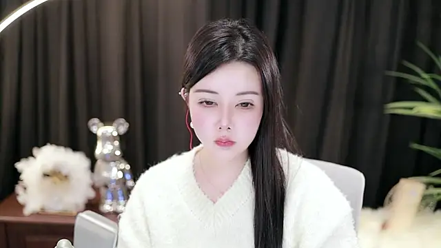 Snapshot of Qiaoqiao_ chatting on January 2025 01:27:01 PM Qiaoqiao online show from January 2025 01:27:01 PM