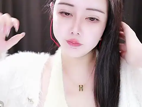Snapshot of Qiaoqiao_ chatting on January 2025 07:18:02 PM Qiaoqiao online show from January 2025 07:18:02 PM
