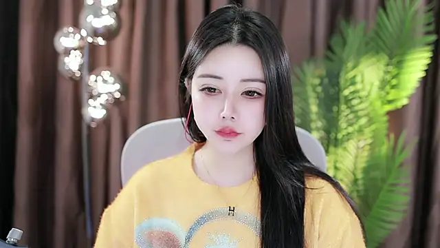 Snapshot of Qiaoqiao_ chatting on January 2025 06:03:02 AM Qiaoqiao online show from January 2025 06:03:02 AM