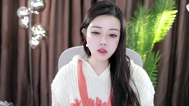 Snapshot of Qiaoqiao_ chatting on January 2025 09:24:02 AM Qiaoqiao online show from January 2025 09:24:02 AM