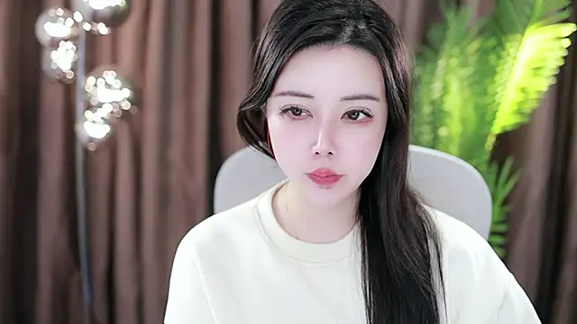 Snapshot of Qiaoqiao_ chatting on January 2025 08:21:02 PM Qiaoqiao online show from January 2025 08:21:02 PM