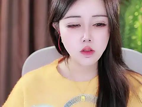 Snapshot of Qiaoqiao_ chatting on January 2025 11:12:02 AM Qiaoqiao online show from January 2025 11:12:02 AM