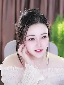 Snapshot of Qiaoqiao_ chatting on January 2025 07:08:01 PM Qiaoqiao online show from January 2025 07:08:01 PM