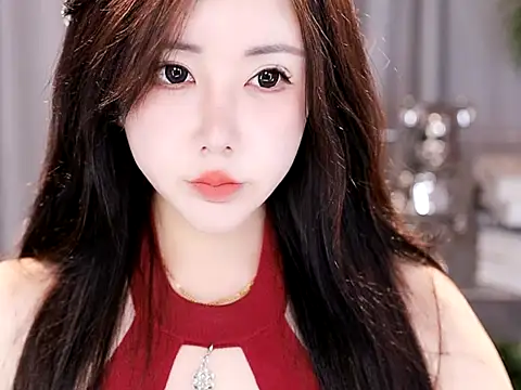 Snapshot of Qiaoqiao_ chatting on October 2025 09:43:02 AM Qiaoqiao online show from October 2025 09:43:02 AM