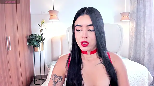 zoee jackson online show from January 2025 06:52:01 PM