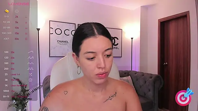 zoee jackson online show from March 2025 06:43:02 PM