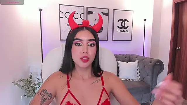 zoee jackson online show from March 2025 11:00:02 PM