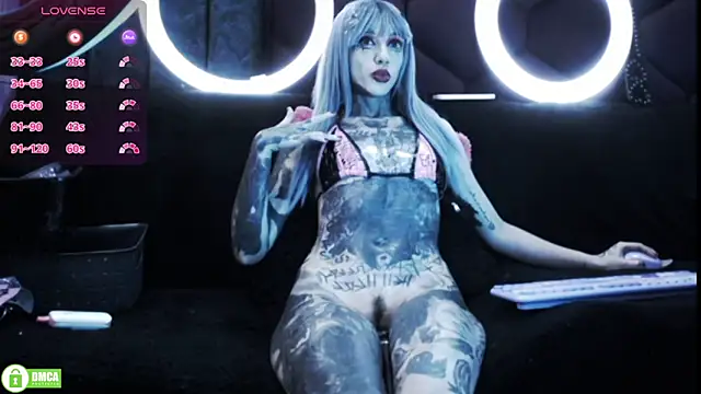 Snapshot of TyphoidMary chatting on October 2025 03:13:02 PM TyphoidMary online show from October 2025 03:13:02 PM