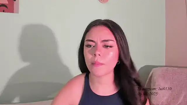Luisa0110 online show from January 2025 09:58:02 PM