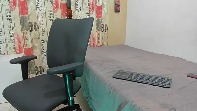 Andrey u92 online show from February 2025 04:37:02 AM