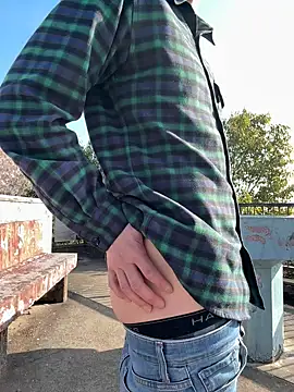 takuyapp online show from April 2026 10:40:01 PM