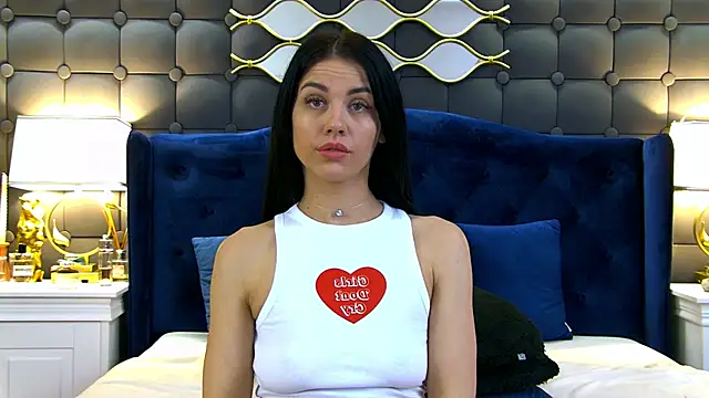 Snapshot of LeyaCass chatting on February 2025 09:00:02 AM LeyaCass online show from February 2025 09:00:02 AM