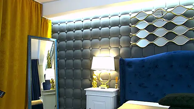 LeyaCass online show from December 2025 04:28:02 AM