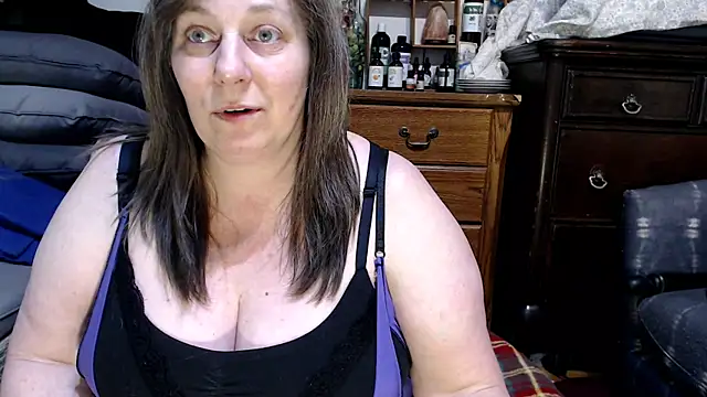 Snapshot of ladyscarlotta chatting on March 2025 08:25:01 PM ladyscarlotta online show from March 2025 08:25:01 PM