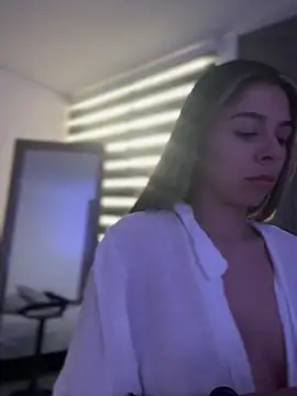 AmmyCollinsW online show from March 2025 08:43:01 PM