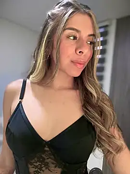 AmmyCollinsW online show from March 2025 11:14:02 PM